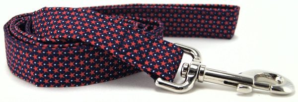 Tiny Red Stars on Navy Hearts Dog Leash