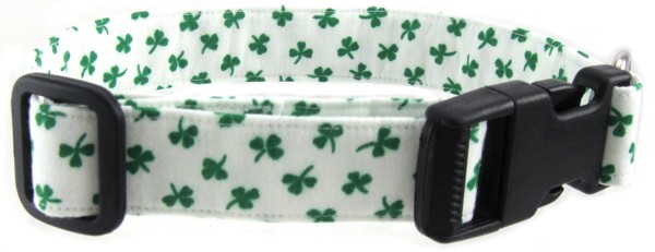 White Shamrocks Dog Collar